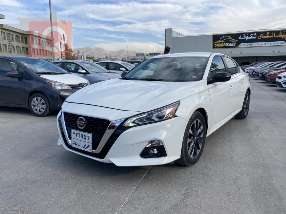Nissan Altima